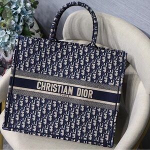 💫LARGE💫 Dior 💫BOOK TOTE Blue Oblique Embroidery
